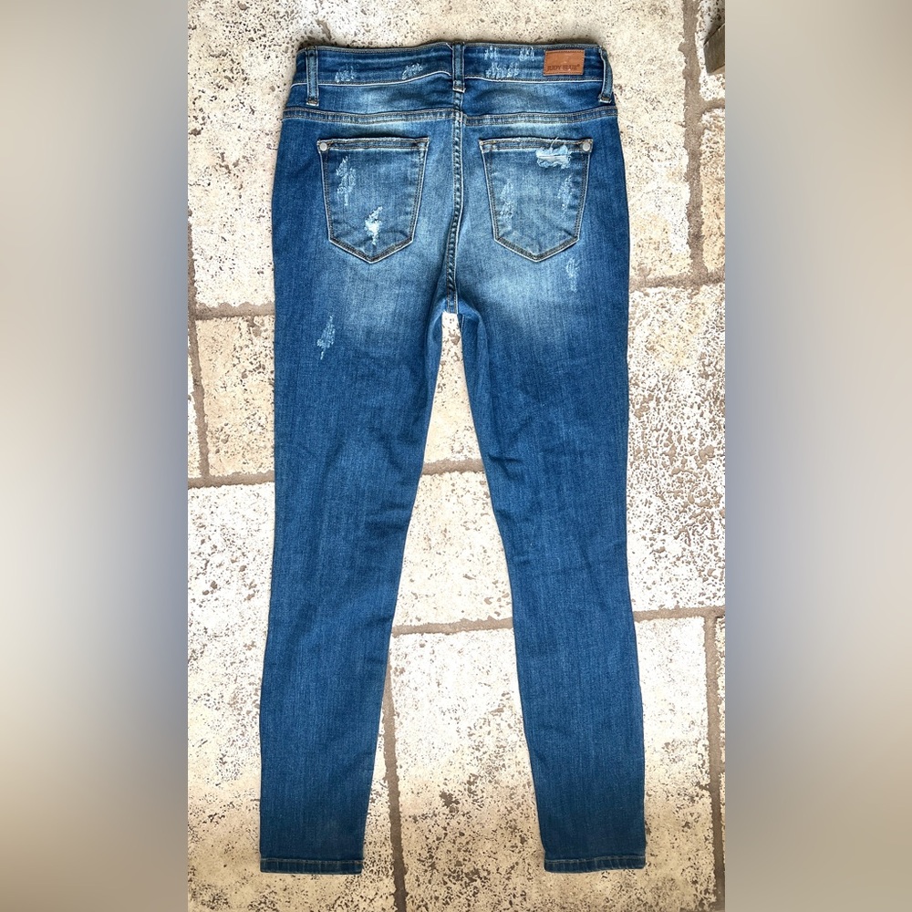 Womens Jeans Size 9 29 Skinny Leopard Print Patches Distressed Judy blue - Picture 5 of 10